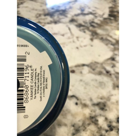 New Yankee Candle Tumbler Jar‎ Candle Catching Rays Fresh 7 Oz Mother's Day Gift - Picture 4 of 8